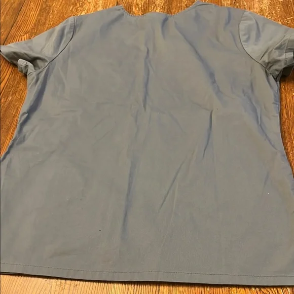 Scrubstar Gray Short Sleeve Tee for Effortless Style - Picture 4 of 4